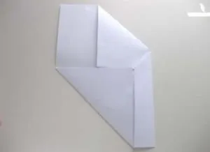Boríték származó egy A4 diagramok és lépésről lépésre mesterkurzusok, video utasításokat