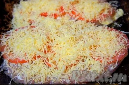 Csirkemell sajttal és paradicsommal - a recept fényképpel (emlő) Csirkemell sajttal és paradicsommal - a recept egy fotó