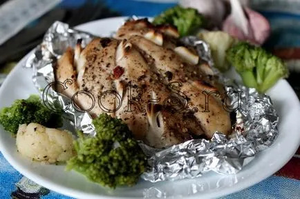 Csirkemell fóliában - lépésről lépésre recept fotókkal, csirke ételek (csirke) Csirkemell fóliában - lépésről lépésre recept fotókkal, csirke ételek