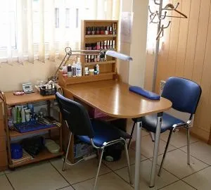 Manikűr asztal kezével rajzok és méretek érdekében, hogy a motorháztető Asztali, video fénykép