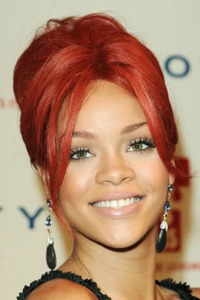 Smink Rihanna 6 Többnyire csillagok (Rihanna) Smink Rihanna 6 Többnyire csillagok