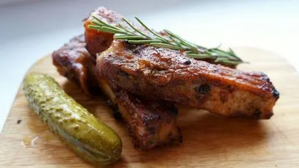 Barbecue tégla és fém kezük