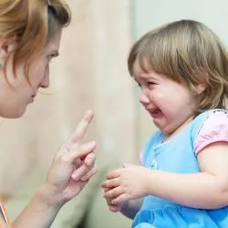 Lehetséges, hogy megbüntesse a gyermek, és hogyan kell csinálni (a betegség) Lehetséges, hogy megbüntesse a gyermek, és hogyan kell csinálni