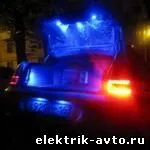 Kezével, auto villanyszerelő