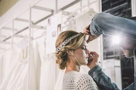 Esküvői divatbemutató pronovias divatbemutató 2017 - Fair iparosok - kézzel készített, kézzel készített (gyűjtemény) Esküvői divatbemutató pronovias divatbemutató 2017 - Fair iparosok - kézzel készített, kézzel készített