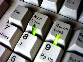 Num lock, hogy a billentyűzeten