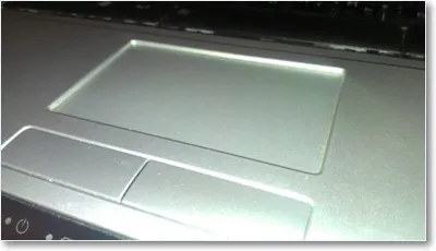 Ez nem úgy működik, mint egy touchpad tartalmaznia touchpad (touchpad) egy laptop számítógép tippek (mellékelve) Ez nem úgy működik, mint egy touchpad tartalmaznia touchpad (touchpad) egy olyan hordozható számítógépet tippek