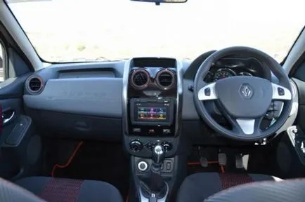 Nissan Terrano és Reno Daster összehasonlítás jellemzők tesztvezetés