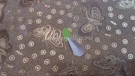 Húsvéti képeslapok papírból saját kezűleg a gyermekek számára