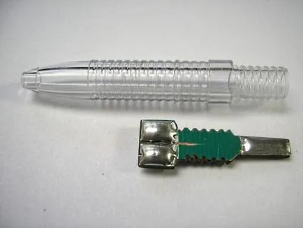 Forrasztópáka chips kezével