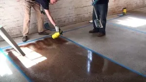 Festés beton a kezüket, mint festeni a betonfelület