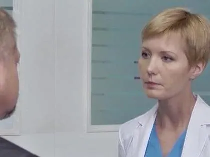 A történet a sorozat „női orvos” (orvos) A történet a sorozat „női orvos”