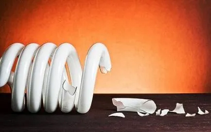 Energiatakarékos izzó eltört, mit kell tenni, és hogy (mit kell tenni) veszélyes Energiatakarékos izzó eltört, mit kell tenni, és hogy ez veszélyes