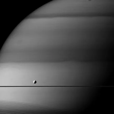 A távolság a földre, hogy a Saturn (távolság Saturn Earth) A távolság a földre, hogy a Szaturnusz