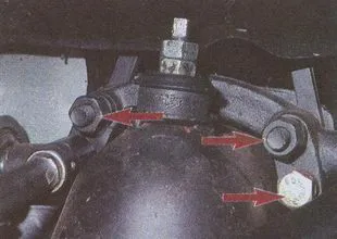 Beállítása a szögek az első kerekek (toe-in dőlés) belül van a gáz Volga 31105