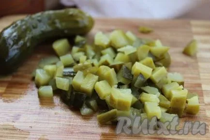 Saláta recept csirke és rántotta - a recept egy fotó