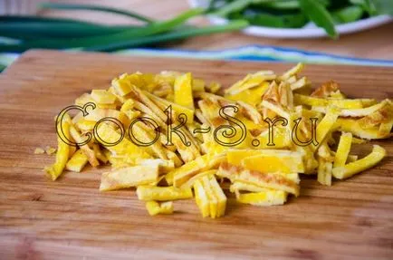 Saláta csirkével és rántotta - lépésről lépésre recept fotókkal, saláták (saláta) Saláta csirkével és rántotta - lépésről lépésre recept fotókkal, saláták