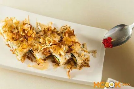 Roll bonito - lépésről lépésre recept fényképek otthoni