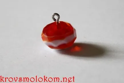 Fülbevaló (fülbevalók) annak (svoїmi) kézzel (kézzel) Fülbevaló (fülbevalók) annak (svoїmi) kézzel