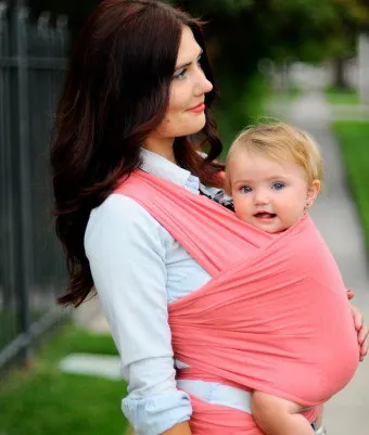 Sling-sál - hogyan kell kötni a saját kezét, csecsemők, szövetek parittya-sál, hogyan kell viselni (Sling-sál) Sling-sál - hogyan kell kötni a saját kezét, csecsemők, szövetek parittya-sál, hogyan kell viselni