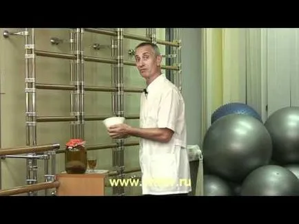 A nyálka és váladék a torokban okait, a kezelés és hogyan lehet megszabadulni a rövid idő alatt (az ok) A nyálka és váladék a torokban okoz, a kezelés és hogyan lehet megszabadulni a rövid idő alatt