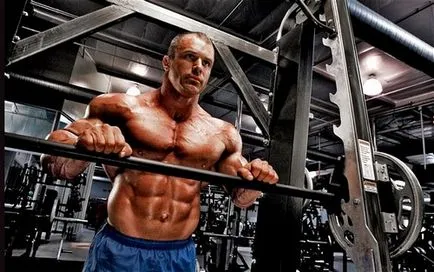 A kombináció a hatalom és kardió (cardio) Ötvözi erősítő és kardio edzés