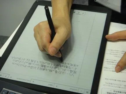Sony megmutatta, hogyan kell használni a rugalmas e-notebook - a high-tech és a fejlett