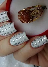 Swarovski strassz Köröm