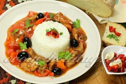 Sertés pörkölt paprika és paradicsom recept egy fotó