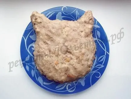 Cake formájában egy macska