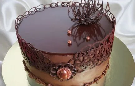 Dekoráció torta kezével csokoládé