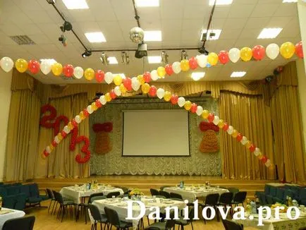 Díszítése a csarnok az érettségi