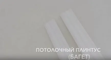 Telepítése mennyezeti díszlécek kezét fotó, videó használati