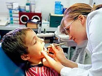 Fogsor kivehető nylon ár és fotó, előnyei és jellemzői (protézisek) Fogsor kivehető nylon ár és fotó, előnyei és jellemzői