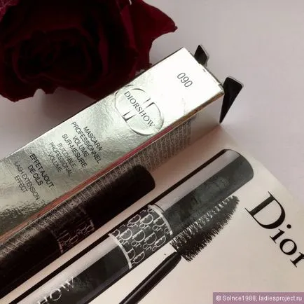 Mascara Dior Diorshow (hang száma 090 fekete) - vélemények, fényképek és ár