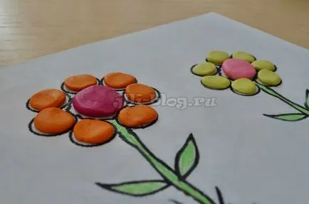 Alkalmazás és kézműves gyerekekkel 1-2 év (sablonok), élt