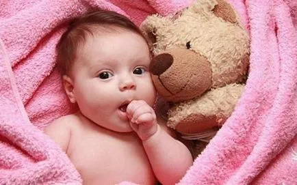 Mi a teendő, ha a baba csuklik - néhány hasznos tipp szülő (k) Mi a teendő, ha a baba csuklik - néhány hasznos tipp, hogy a szülők