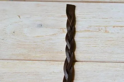 Ékszerek bőrből kezük kezdőknek (fotó)
