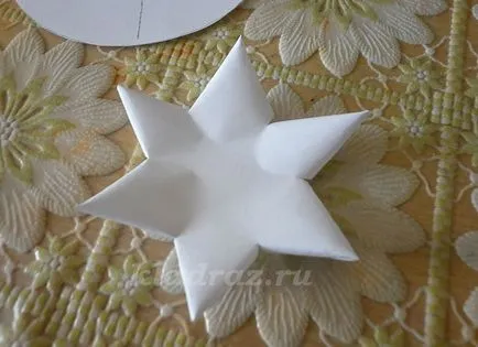 Gyermekek rátét a színes papír a kezével kiválasztási mikron
