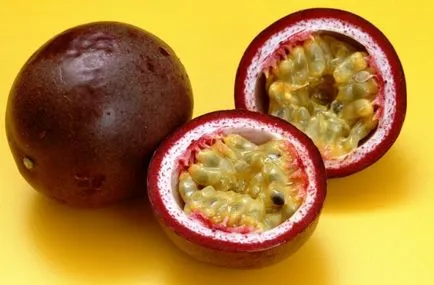 Gyümölcs passiógyümölcsként fotó, hasznos tulajdonságok, íz, mint evés (maracuja) Gyümölcs passiógyümölcsként fotó, hasznos tulajdonságok, íz, mint a táplálkozás