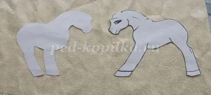 Játék egyszarvú saját kezűleg
