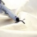 Hogyan mossa ruháit egy filctoll (fehér és színes) (mossa ki) Hogyan mossa ruháit egy filctoll (fehér és színes)