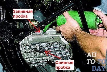 Hogyan változtassuk meg az olajat az osztómű chevrolet niva (olaj) Hogyan változtassuk meg az olajat az osztómű chevrolet niva