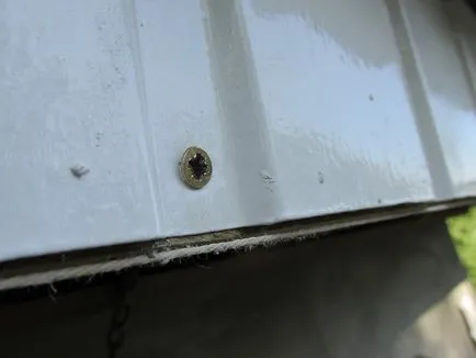Hogyan szegély az eresz a tető Metalloprofil eszközöket és anyagokat, kötőanyag technológia (fém lap) Hogyan szegély az eresz a tető Metalloprofil eszközöket és anyagokat, bejelentés technológia,