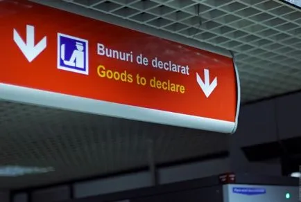 Hogyan elvámolásának a repülőtéren