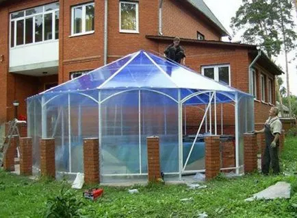 Hogyan készítsünk egy pavilon a kezét lépésről lépésre