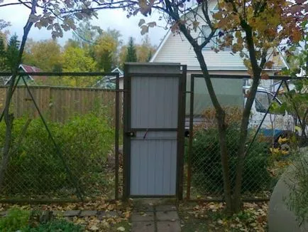 Hogyan, hogy a kapu hullámkarton kezeddel (a kapu) Hogyan, hogy a kapu hullámkarton saját kezűleg