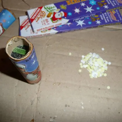 Hogyan készítsünk egy cracker petárdákat
