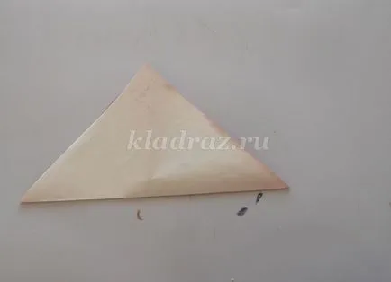 Hogyan készítsünk egy tulipán a papír kezét szakaszokban a gyermekek számára (gyártmány) Hogyan készítsünk egy tulipán a papír kezét szakaszokban gyerekeknek