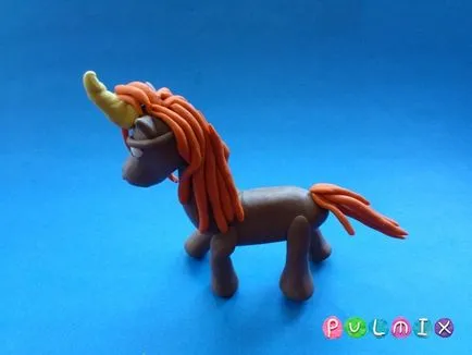 Mivel vak Unicorn gyurma szakaszában (agyag) Mivel vak Unicorn gyurma szakaszaiban